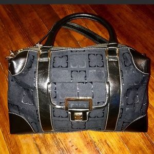 Liz Claiborne Pocketbook